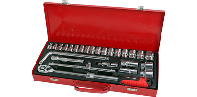 Socket Set with Extending Ratchet