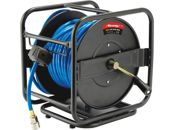 Hose Reel with rotating base