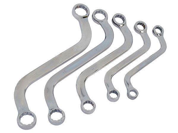 S-Shaped Spanner Set